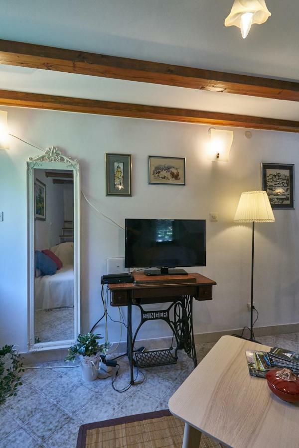 Holiday Home Olive Mill Mlini Zewnętrze zdjęcie